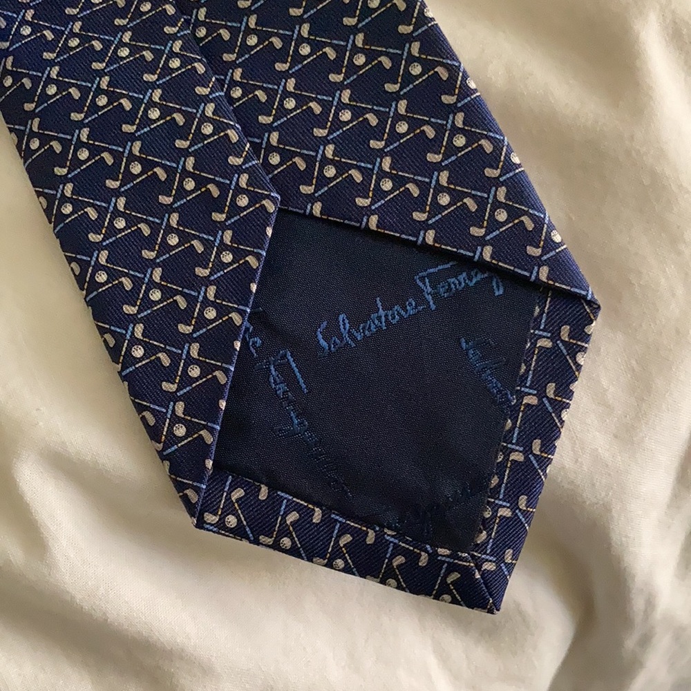 Salvatore Ferragamo 100% Silk Tie - Golf Print NWT